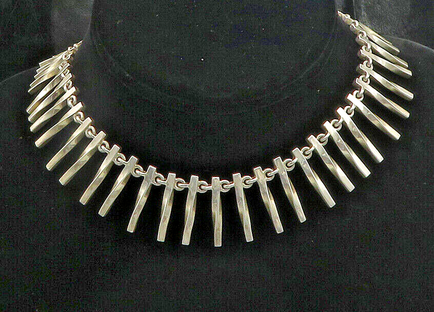 MEXICO 925 Sterling Silver  Vintage Shiny Twist Bar Chain Necklace  NE3185