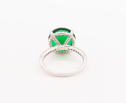 925 Sterling Silver Vintage Ring Minimalist Round Green Halo CZ  Sz 7.5 RG29517