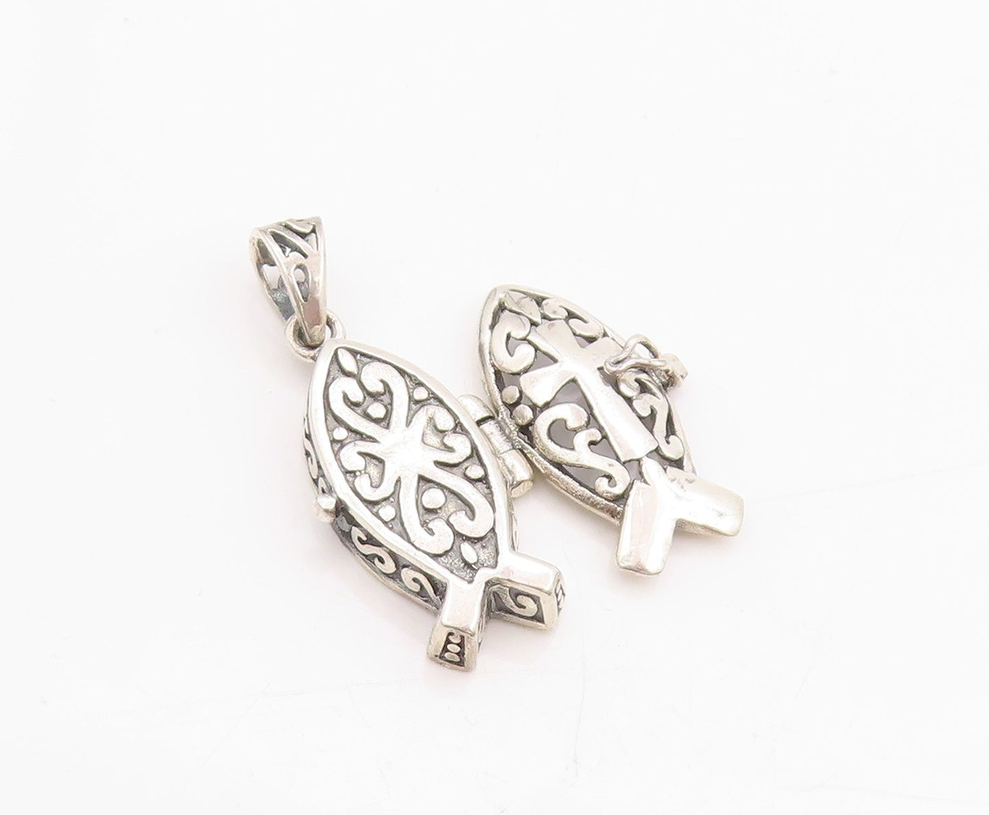 925 Sterling Silver Vintage Pendant Etched Swirly Cross Fish Box Charm  PT24583