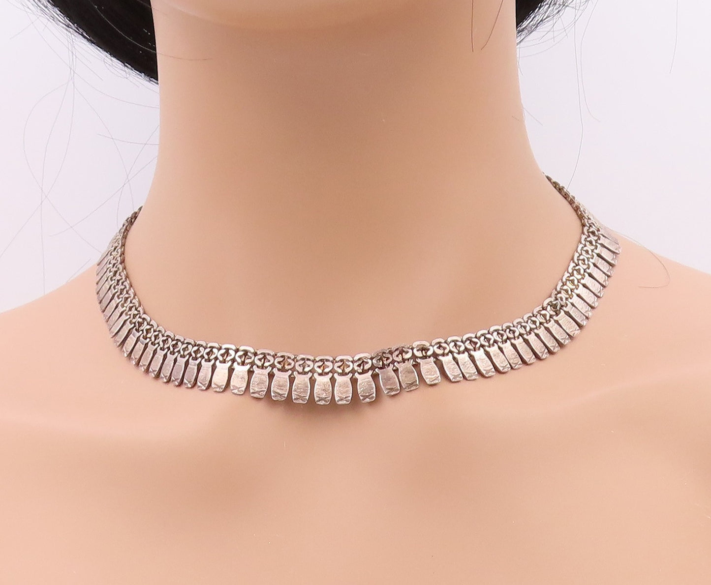 925 Sterling Silver Vintage Necklace Carved Small Flat Rectangular Links  NE4572