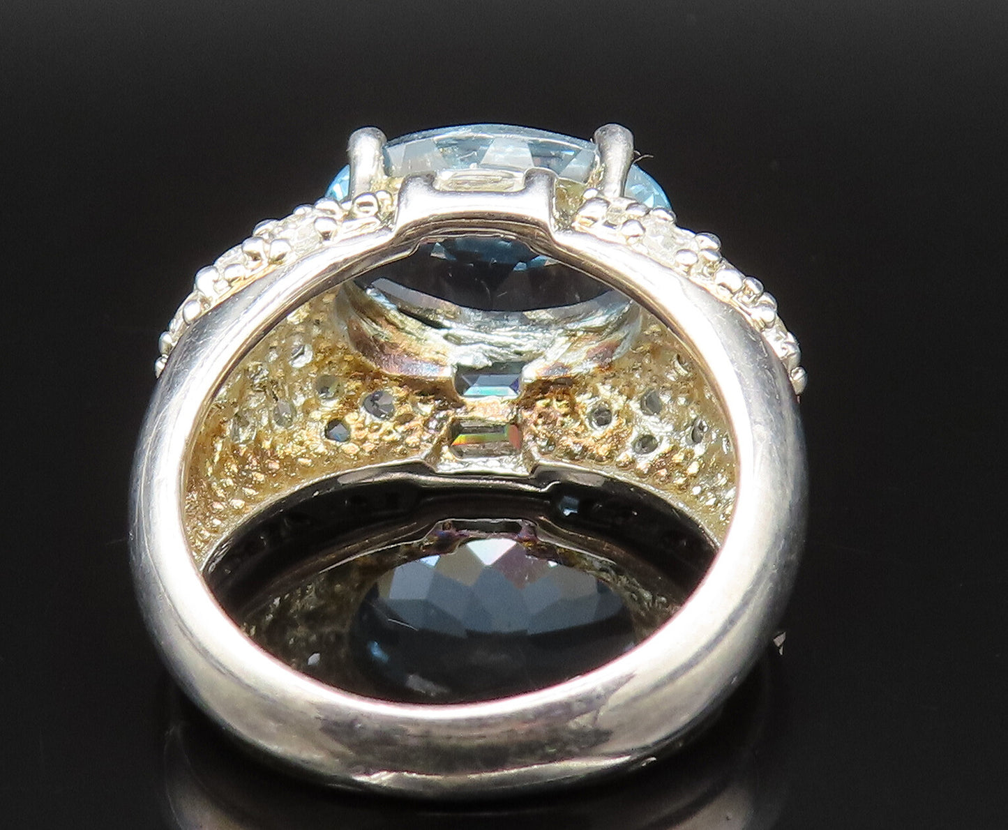 925 Sterling Silver  Vintage Sparkly Blue & White Topaz Ring Sz 7  RG25389