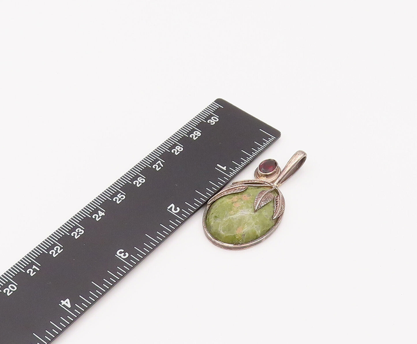 SAJEN 925 Silver  Vintage Oval Jasper With leaves & Garnet Pendant  PT22170