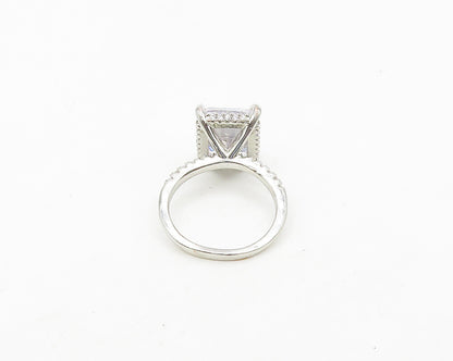 925 Sterling Silver  Sparkling Cubic Zirconia Cocktail Ring Sz 6  RG18983