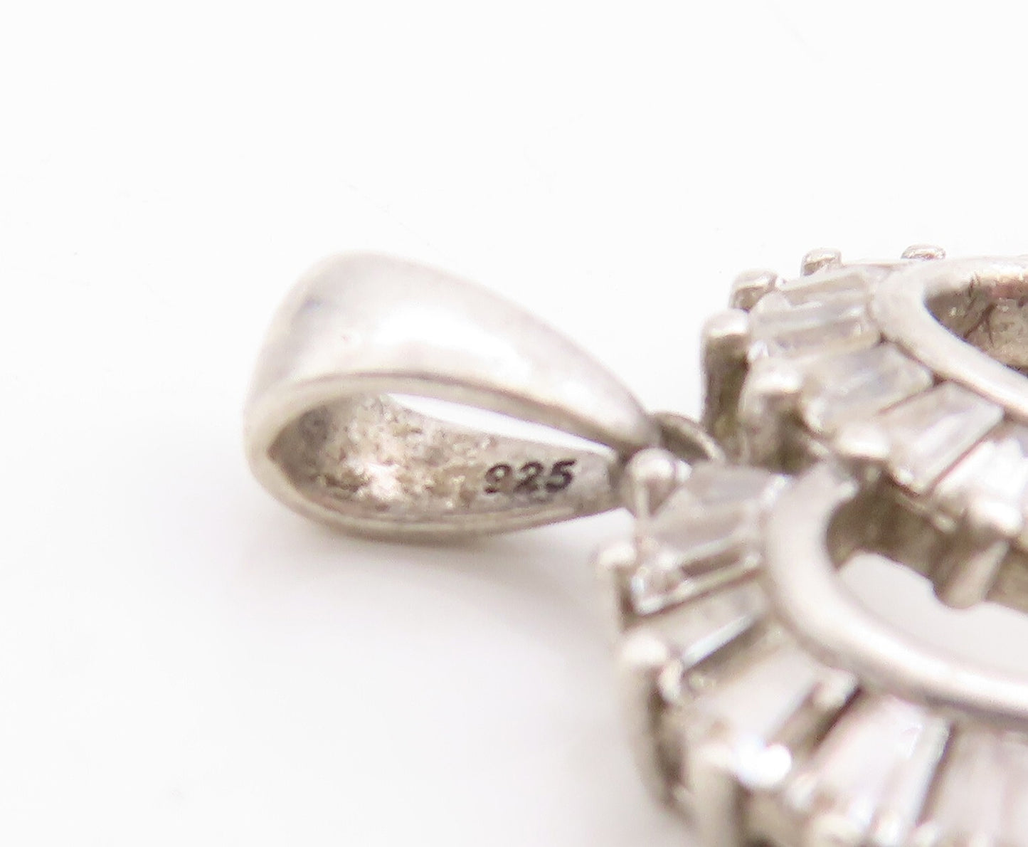 925 Sterling Silver Vintage Pendant Modernist Rectangle Cut CZ Heart  PT23701