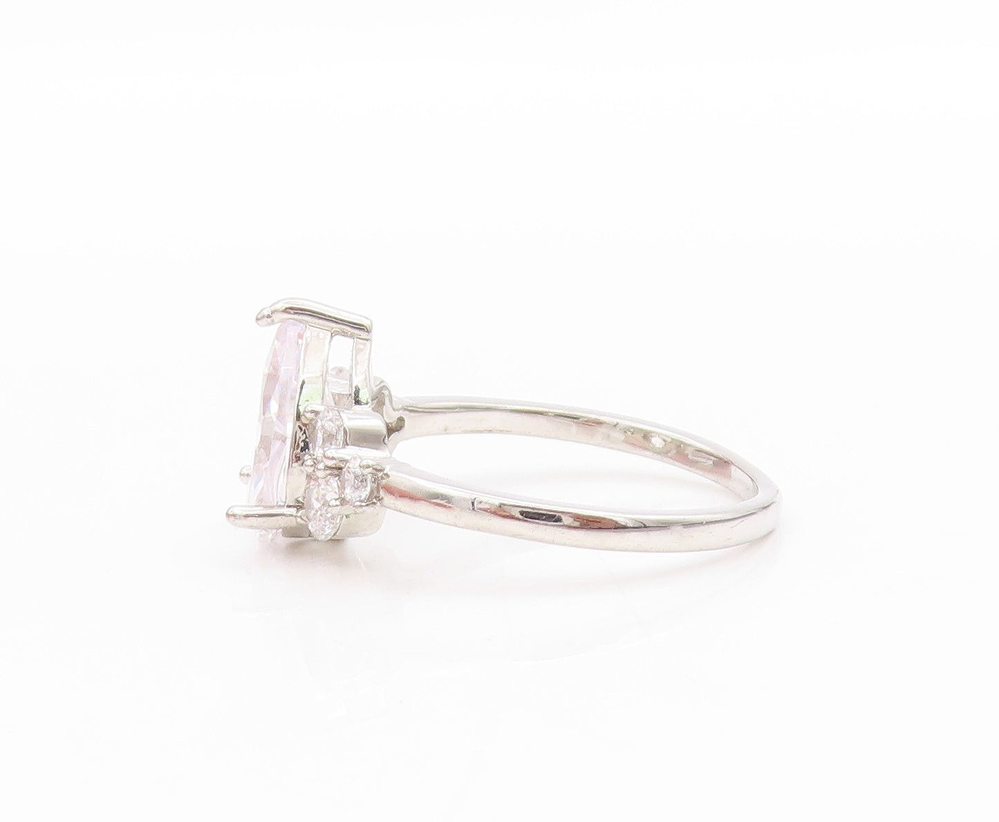 925 Sterling Silver Vintage Ring Drop Cut CZ Solitaire Design  Sz 7  RG33446