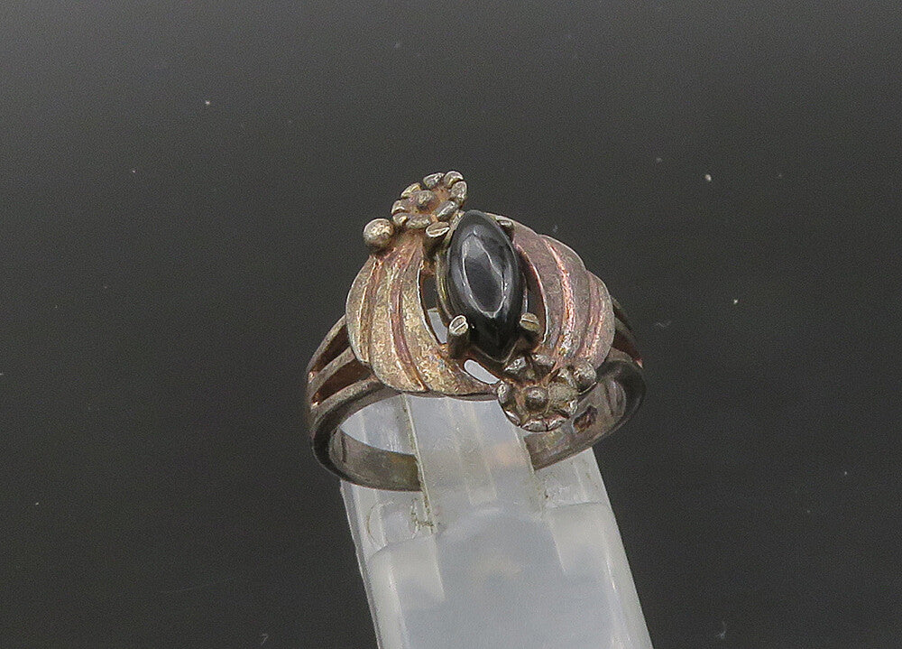 925 Sterling Silver  Vintage Black Onyx Floral Motif Band Ring Sz 6.5  RG21212