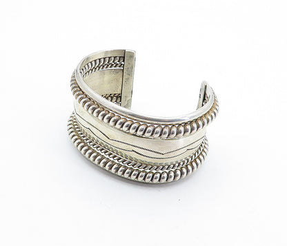 TAHE NAVAJO 925 Sterling Silver Vintage Etched Detail Twist Cuff Bracelet BT2666