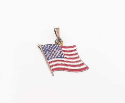 925 Sterling Silver Vintage Pendant Minimalist Enameled US Flag Charm  PT26125