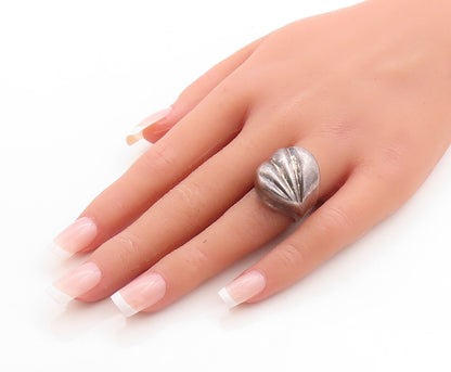 925 Sterling Silver Vintage Ring Dark Tone Puffed Grooved Design  Sz 7  RG31397