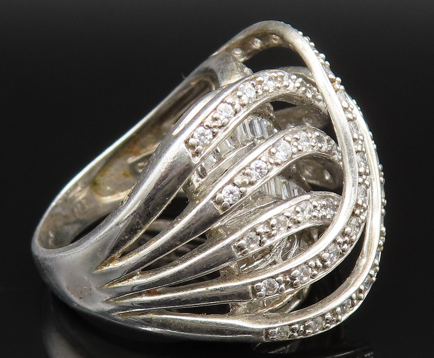 925 Silver  Vintage Overlapping Cubic Zirconia Crisscross Ring Sz 8.5  RG25403