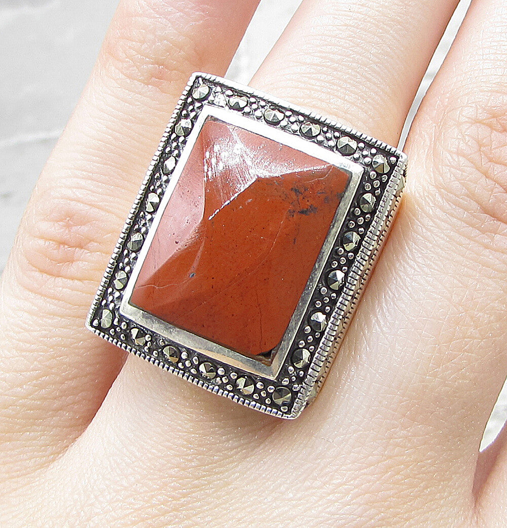 925 Sterling Silver  Red Jasper & Marcasite Cocktail Ring Sz 6  RG1589
