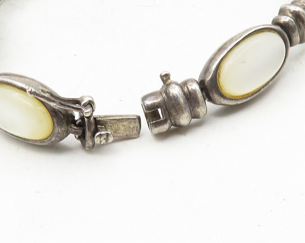 925 Sterling Silver  Vintage Mother Of Pearl Dark Tone Chain Bracelet  BT4257