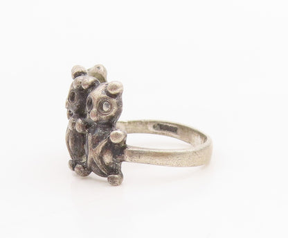 925 Sterling Silver Vintage Ring Teddy Bear Group Cutout Band  Sz 5  RG34200