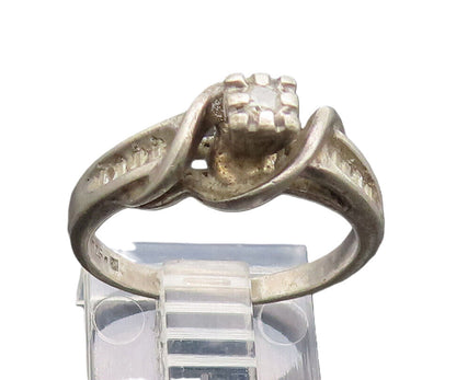 925 Sterling Silver  Vintage Minimalist Swirly Cut Diamonds Ring Sz 7  RG27012