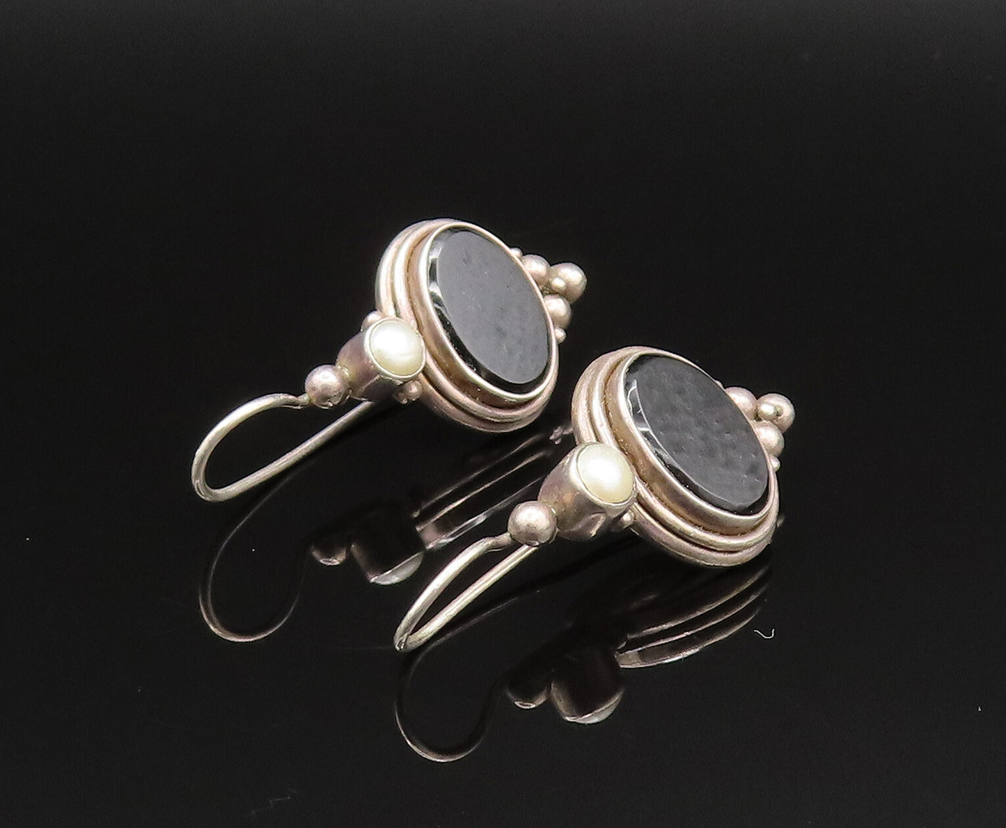 925 Sterling Silver  Vintage Black Onyx & Fresh Water Pearl Earrings  EG11960
