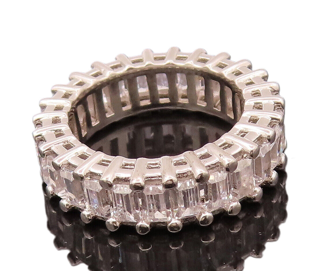 925 Sterling Silver  Vintage 360` Cubic Zirconia Band Ring Sz 5.5  RG26559