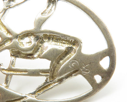 925 Sterling Silver  Vintage Skiing Scene Sports Oval Drop Pendant  PT11283