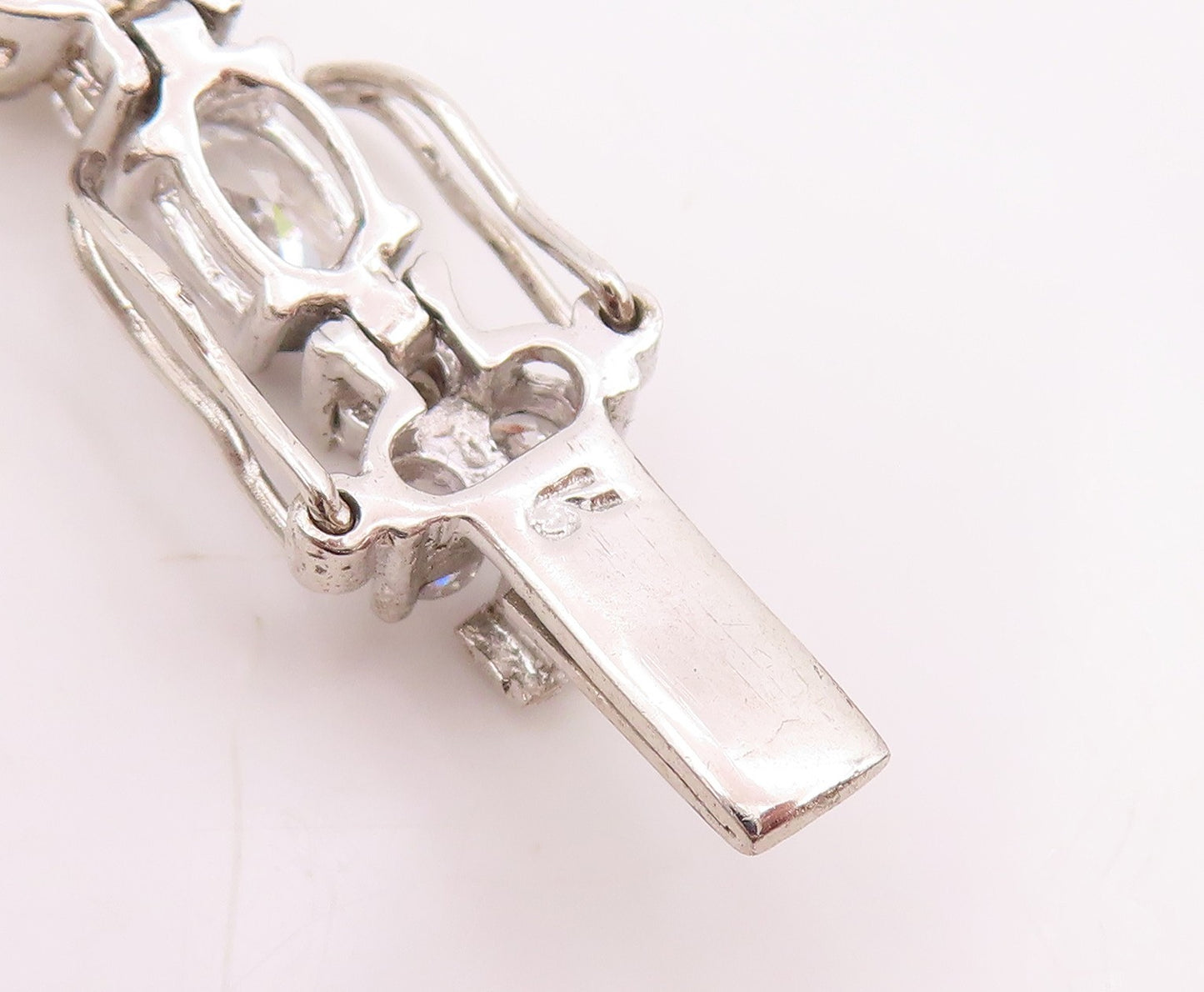 925 Sterling Silver Vintage Bracelet Sparkling CZ Love Heart Link Chain  BT11511