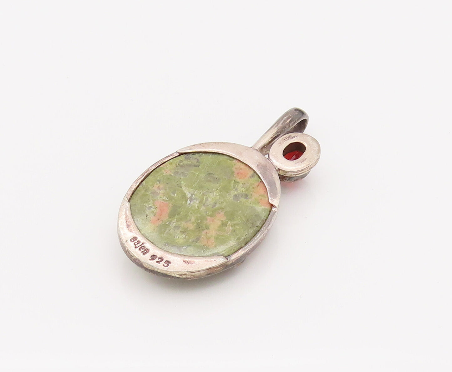 SAJEN 925 Silver  Vintage Oval Jasper With leaves & Garnet Pendant  PT22170