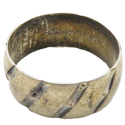 925 Sterling Silver  Vintage Dark Tone Slanted Etched Band Ring Sz 7  RG9903