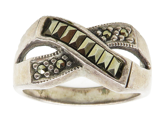 925 Sterling Silver  Vintage Marcasite Crossover Design Band Ring Sz 8 RG16203