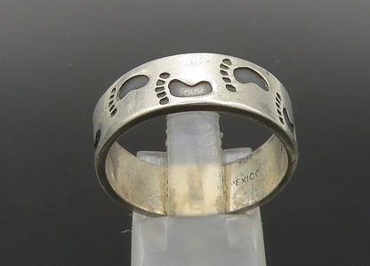MEXICO 925 Sterling Silver Vintage Oxidized Footprints Band Ring Sz 10.5 RG23035