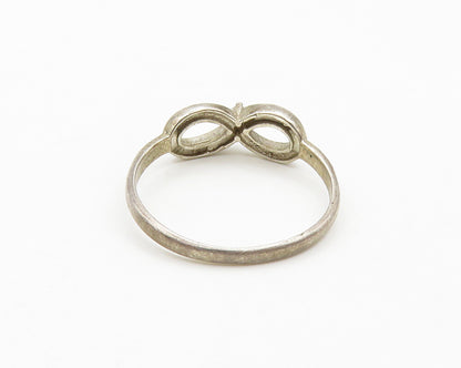 925 Sterling Silver   Vintage Petite Topaz Infinity Band Ring Sz 7.5  RG19423