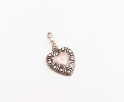 925 Sterling Silver  Vintage Petite Pearl Love Heart Motif Pendant  PT16464
