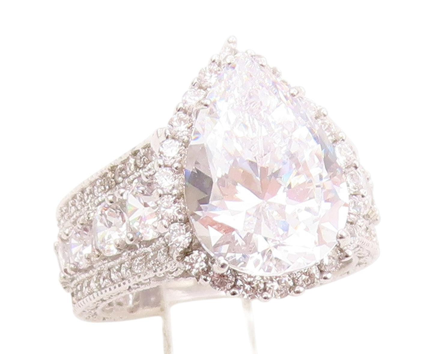 925 Sterling Silver Vintage Ring Pear Cut CZ Elegant Statement Band Sz 7 RG34736