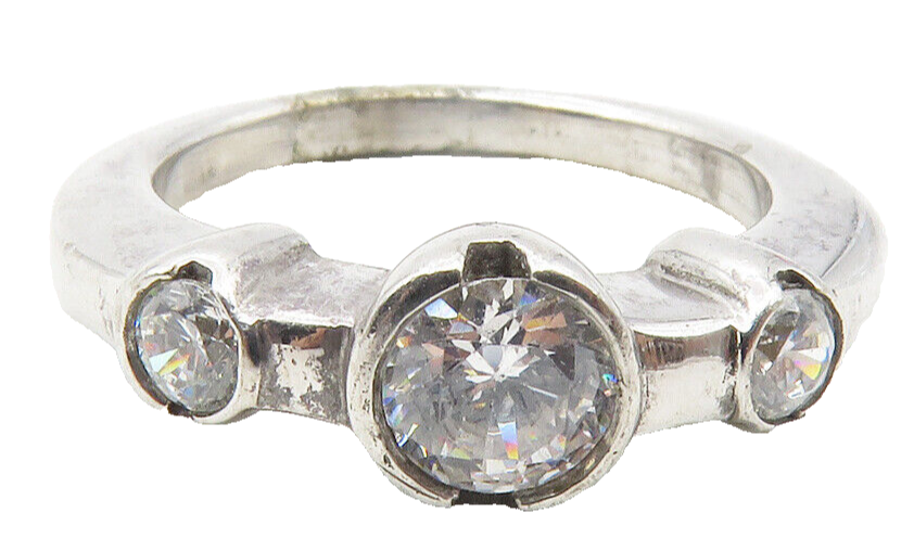 925 Sterling Silver  Sparkling Cubic Zirconia 3 Stone Band Ring Sz 5  RG11894