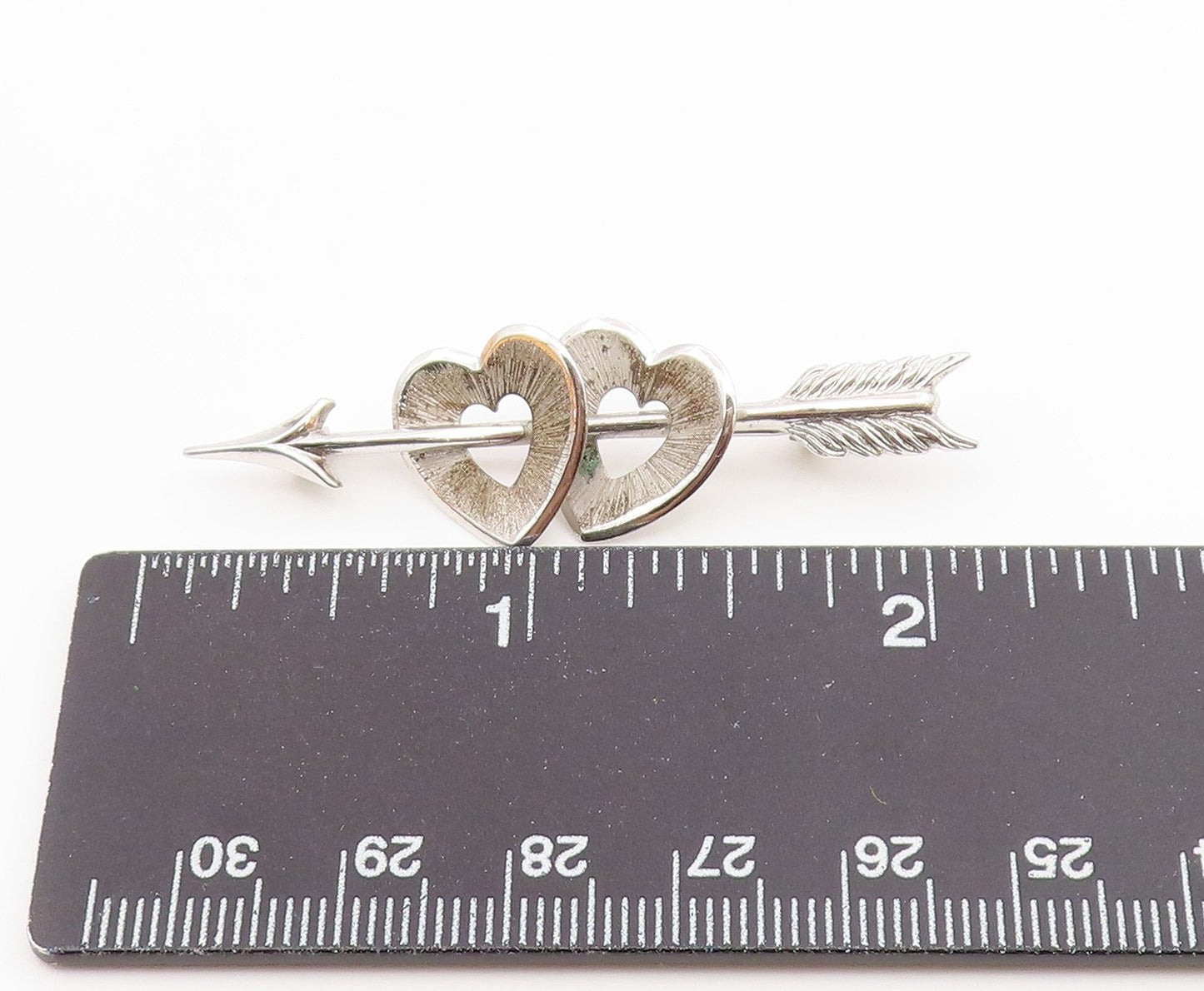 BEAU 925 Silver  Vintage Cupid Arrow Through Love Hearts Brooch Pin  BP9733