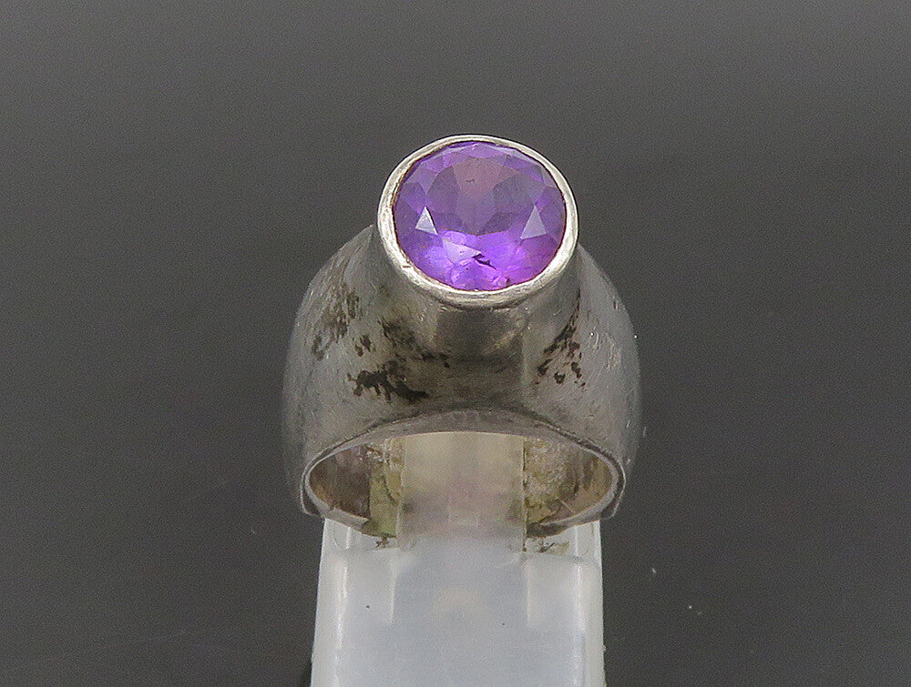 925 Sterling Silver  Vintage Shiny Modernist Amethyst Band Ring Sz 5  RG24132