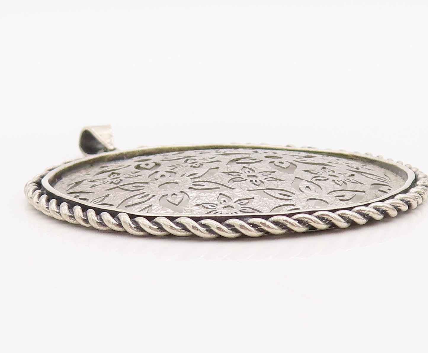 925 Sterling Silver Vintage Pendant OR PAZ ISRAEL Stencil Cut Flowers  PT23489