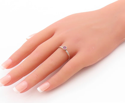 925 Sterling Silver Vintage Ring Minimalist Amethyst Solitaire Band Sz 8 RG33493
