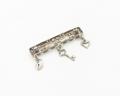 925 Sterling Silver  Vintage Shiny Heart Lock & Key Charmed Brooch Pin  BP7471