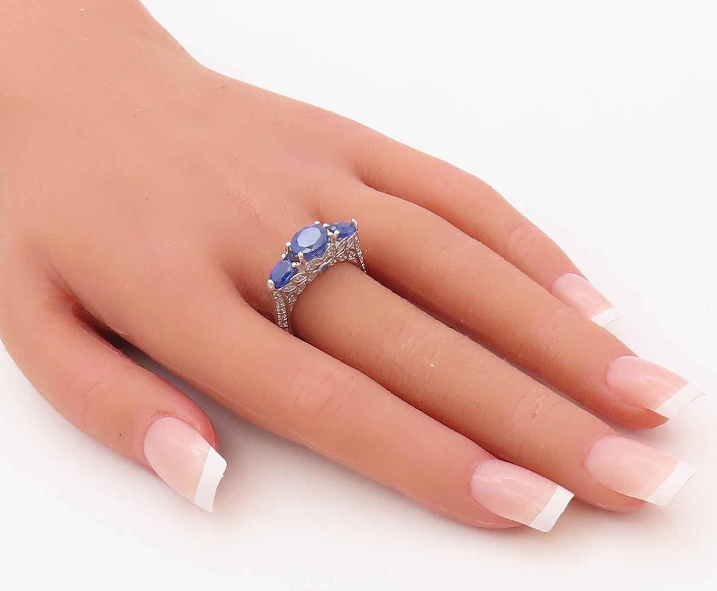 925 Sterling Silver Vintage Ring Floral Carved Oval Sapphire & CZ Sz 7.5 RG30576