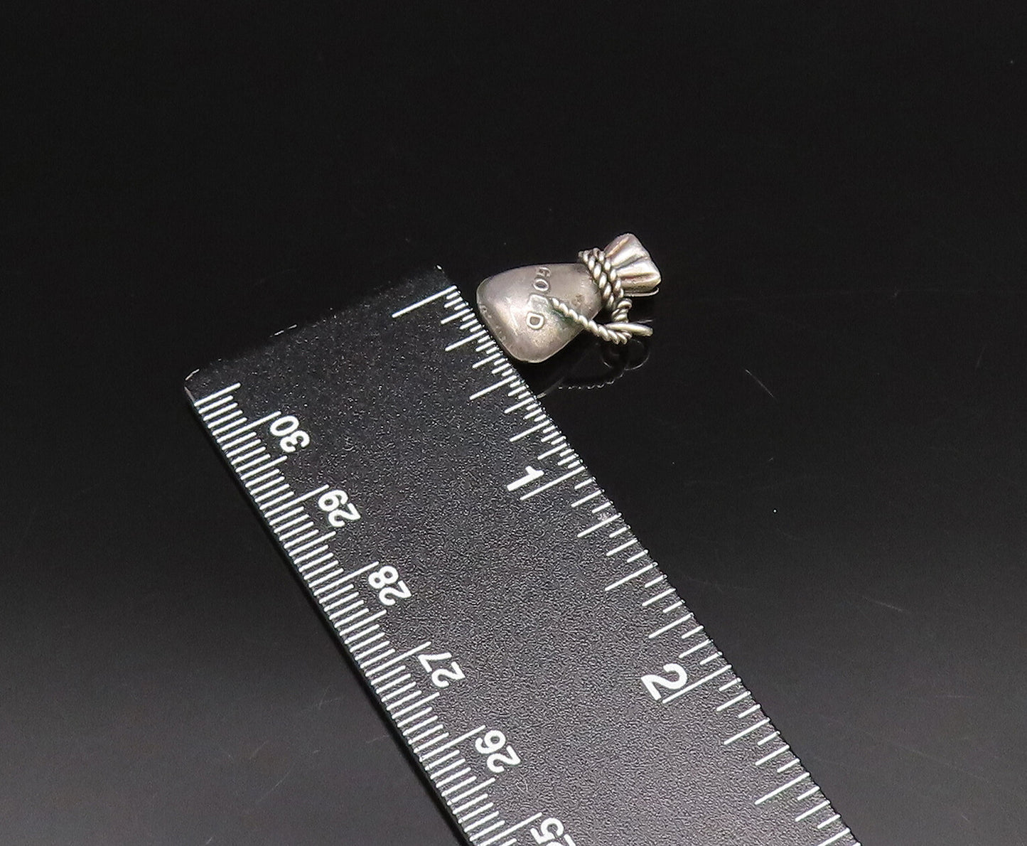 925 Sterling Silver  Vintage Sack Of Gold Charm Pendant  PT21632
