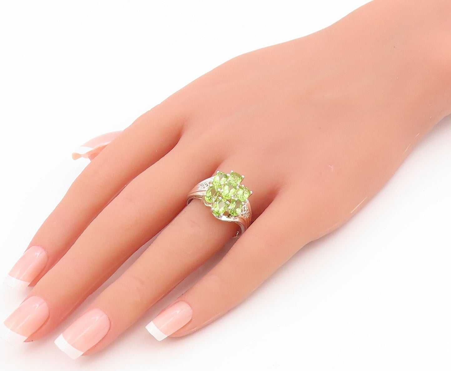 925 Sterling Silver Vintage Ring Elegant Peridot Floral Cluster  Sz 10  RG36075