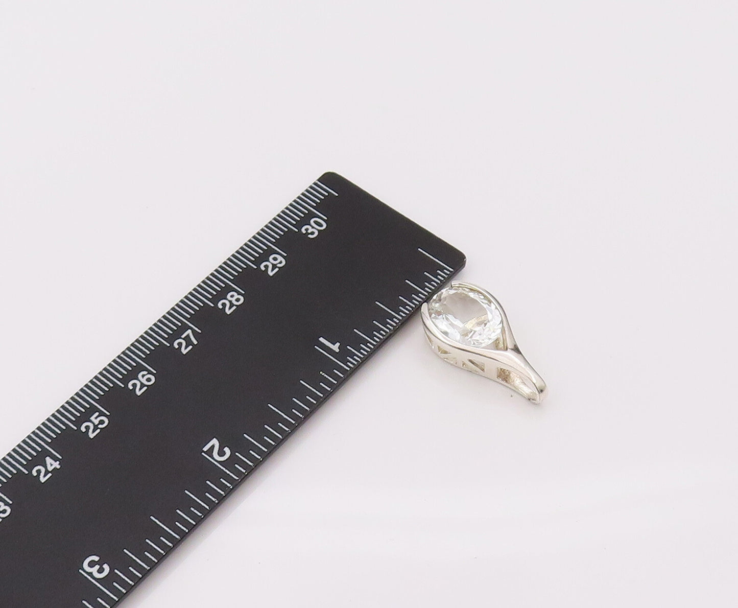 925 Sterling Silver  Vintage Minimalist Topaz Rain Drop Pendant  PT22105