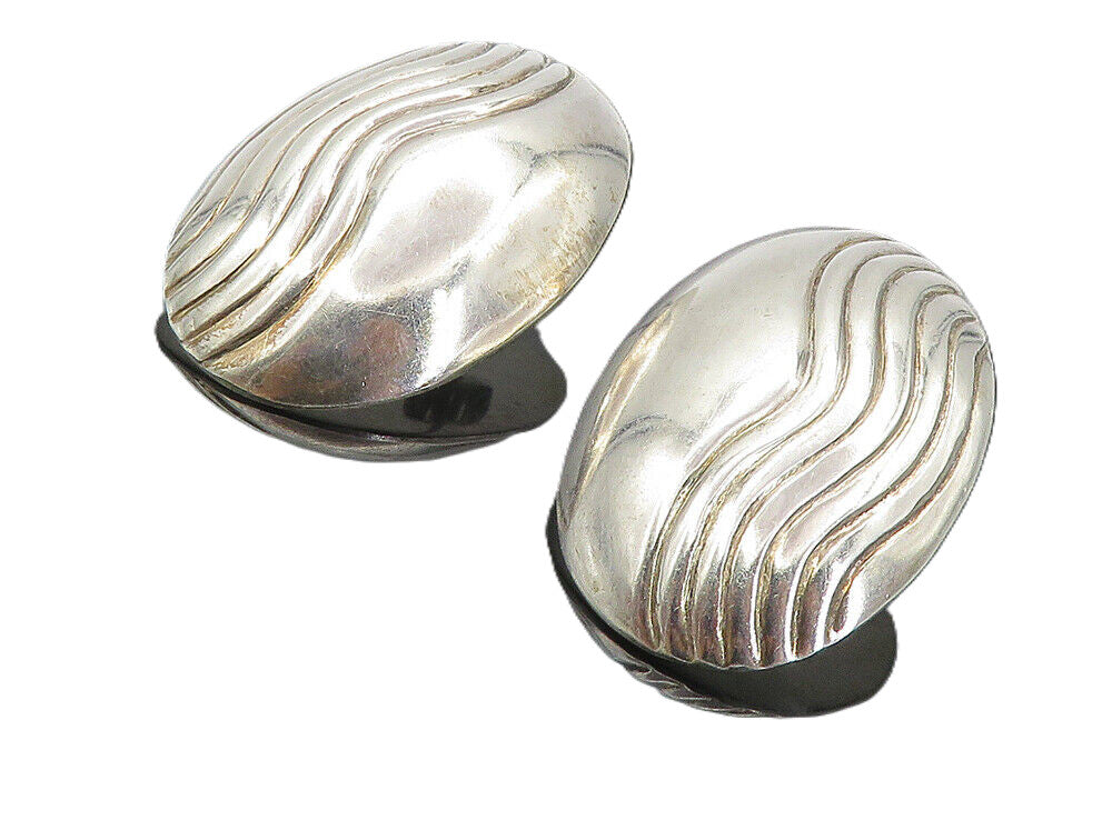 925 Sterling Silver  Vintage Shiny Wavy Design Oval Dome Drop Earrings  EG4209