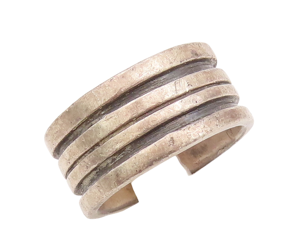925 Sterling Silver Vintage Ring Solid Grooved rings  Sz 8.5  RG28747