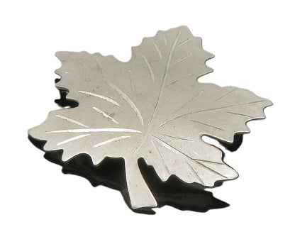 BOND BOYD 925 Sterling Silver  Vintage Shiny Maple Leaf Brooch Pin  BP5182