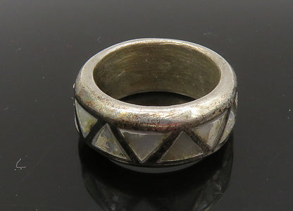SOUTHWESTERN 925 Sterling Silver Vintage Mother Of Pearl Band Ring Sz 5 RG22899