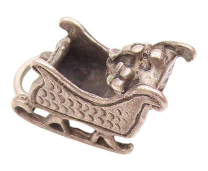 925 Sterling Silver  Vintage Petite Christmas Sleigh Motif Pendant  PT18538