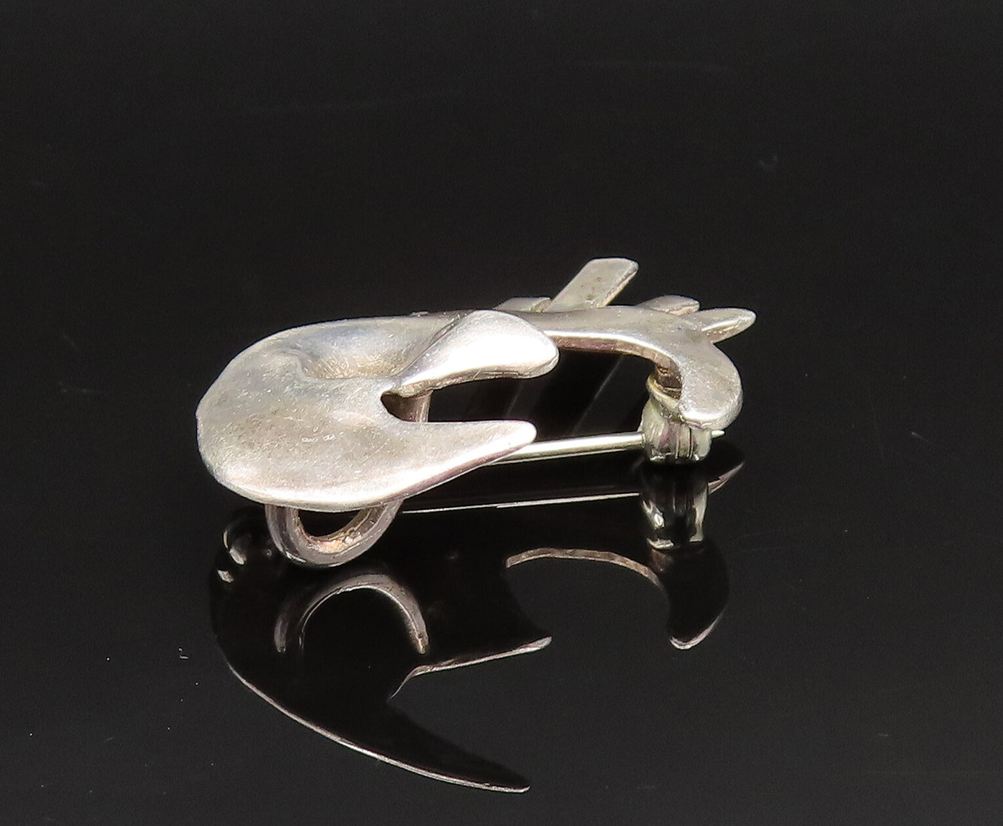 925 Sterling Silver  Vintage Modernist Crescent Moon Face Brooch Pin  BP9625