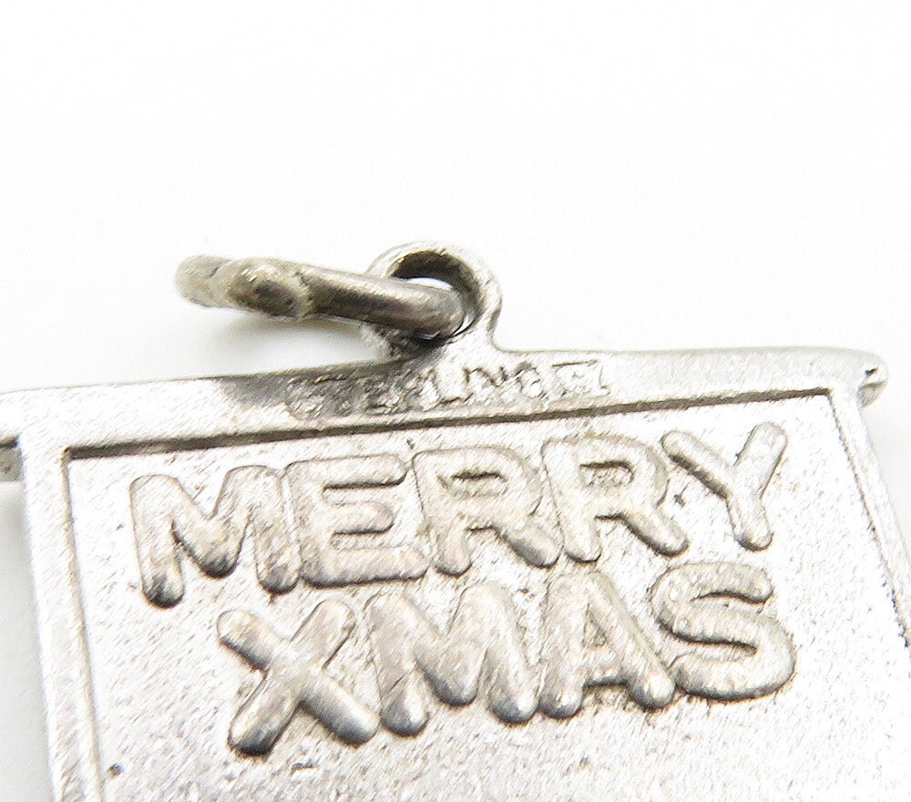 925 Sterling Silver   Vintage Stockings By The Fireplace XMas Pendant PT12750