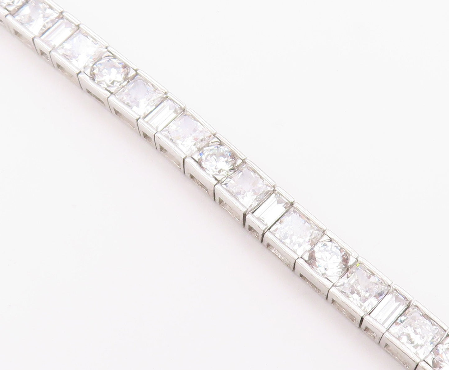 925 Sterling Silver  Vintage Cubic Zirconia Box Link Chain Bracelet  BT8349