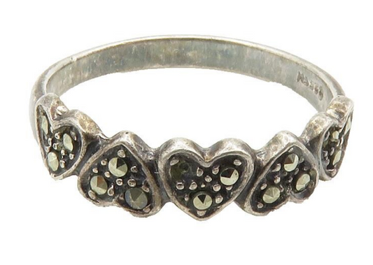 925 Sterling Silver  Vintage Marcasite Love Hearts Band Ring Sz 7  RG14730
