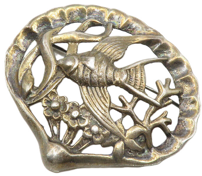 925 Sterling Silver  Vintage Dark Tone Fish Under Water Brooch Pin  BP4585