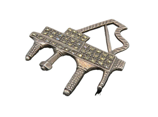 925 Sterling Silver  Vintage Sparkling Marcasite Grand Piano Brooch Pin BP3356